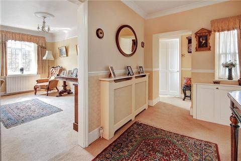 4 bedroom terraced house for sale, High Street, Moreton-in-Marsh, Gloucestershire, GL56