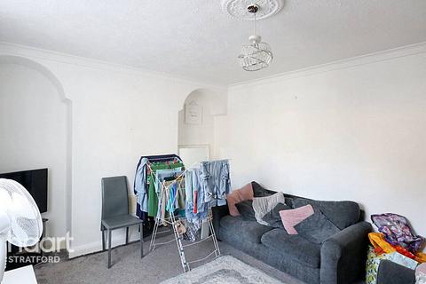 19 Riverside Road, London, E15 2RG