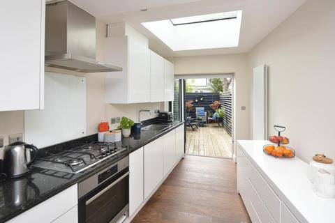 2 bedroom terraced house for sale, Oxford Road, Windsor