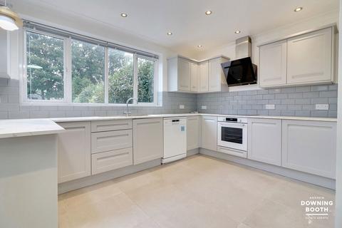 6 Four Oaks Common Road, Sutton Coldfield, B74 4NJ