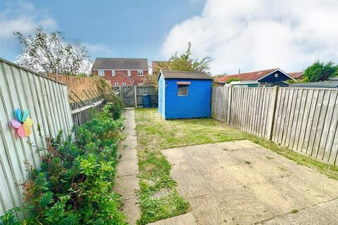 2 bedroom semi-detached house for sale, Willow Court, Sea Palling NR12