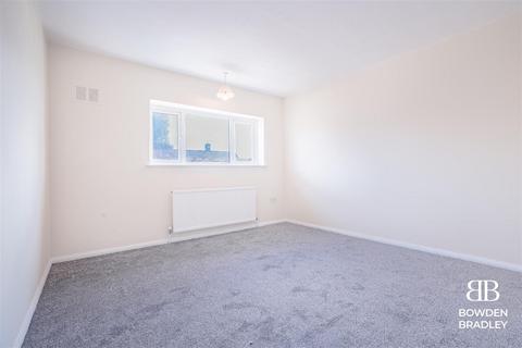 28 Marlyon Road, Ilford, IG6 3XN