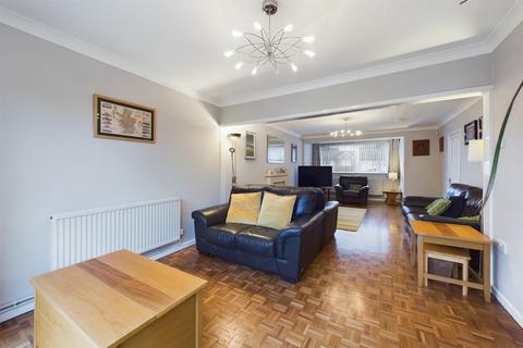 22 Ashtree Way, Hemel Hempstead, HP1 1QS