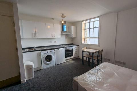 1 bedroom flat for sale, Cheapside Chambers, Bradford, BD1