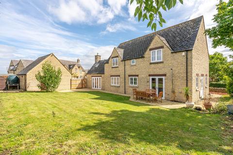 4 bedroom detached house for sale, Barrett Lane, Sutton Benger