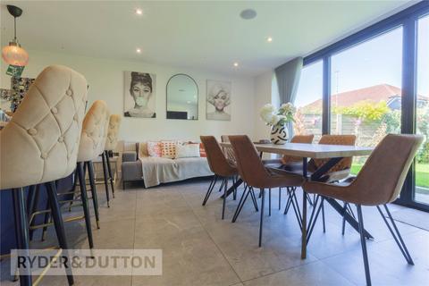 3 Ash Walk, Middleton, Manchester, M24 1JY