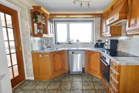 3 bedroom detached house for sale, Corby Road, Swayfield, Grantham, NG33