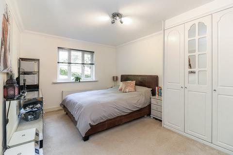 2 bedroom apartment for sale, Farriers Way, Chesham, Buckinghamshire, HP5