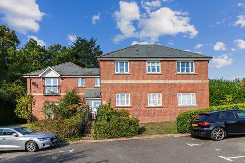 2 bedroom apartment for sale, Farriers Way, Chesham, Buckinghamshire, HP5