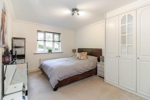 2 bedroom apartment for sale, Farriers Way, Chesham, Buckinghamshire, HP5