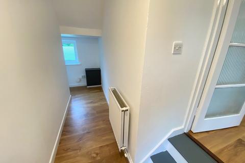 2 bedroom flat to rent, Donton Court Welbeck Avenue, Southampton SO17