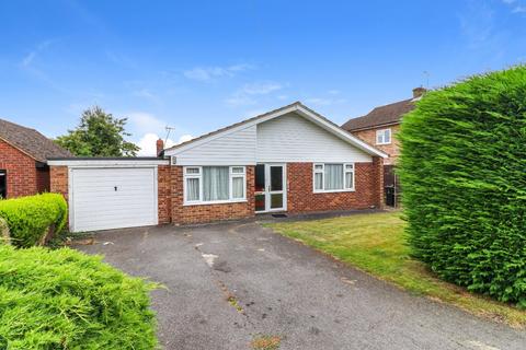 4 bedroom bungalow for sale, The Warren, Chesham, Buckinghamshire, HP5