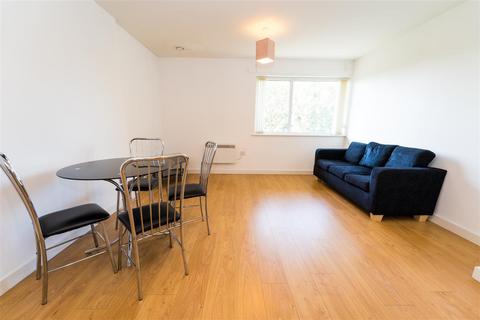 1 bedroom apartment to rent, Lexington Court Salford Quays