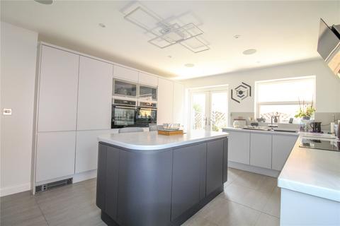 35 Marina Drive, Staverton, Trowbridge, BA14 8UX