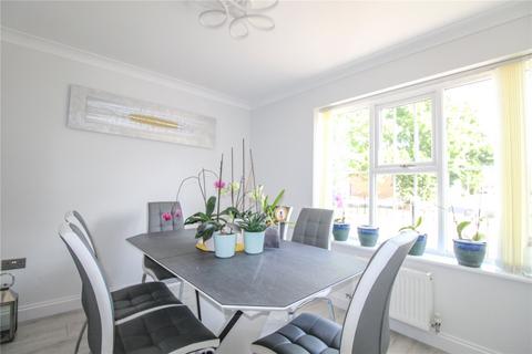 35 Marina Drive, Staverton, Trowbridge, BA14 8UX