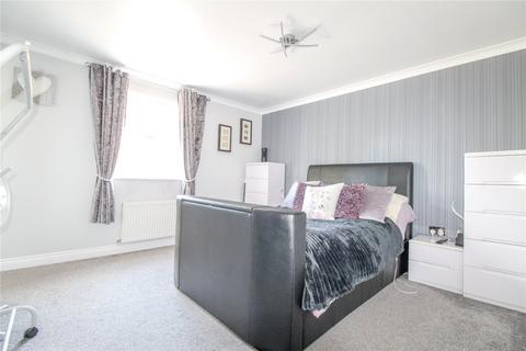 35 Marina Drive, Staverton, Trowbridge, BA14 8UX