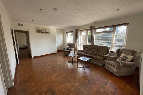 3 bedroom flat for sale, Gooden Court, Harrow, Middlesex