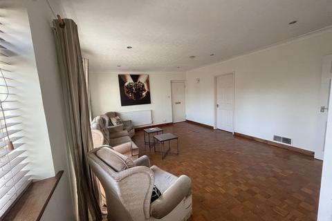 3 bedroom flat for sale, Gooden Court, Harrow, Middlesex