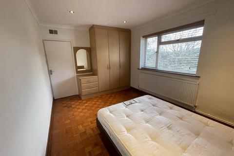 3 bedroom flat for sale, Gooden Court, Harrow, Middlesex