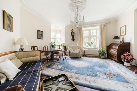 Flat 3, Battlefields House Battlefields, Lansdown, Bath, BA1 9DD