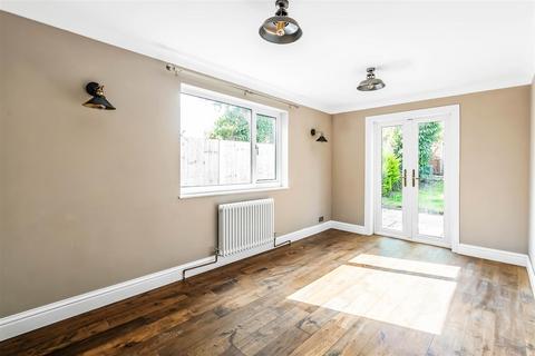 21 Belmont Road, Sutton, SM2 6DW