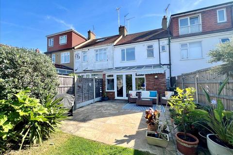 3 bedroom terraced house for sale, Leigh on Sea SS9