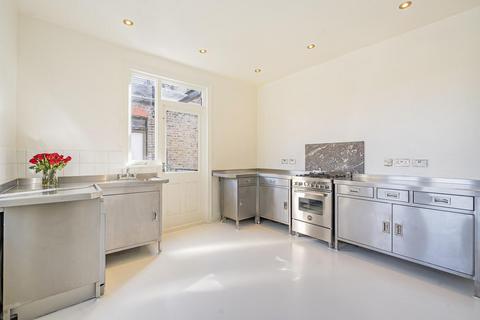 3 bedroom flat for sale, Mowll Street, Kennington