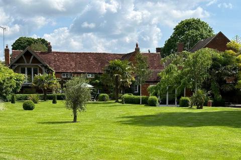 6 bedroom detached house for sale, Rowsham Road, Bierton, Buckinghamshire, HP22