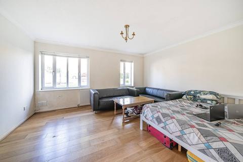 1 bedroom flat to rent, Dromney Gardens, Harrow Weald, Harrow, HA3