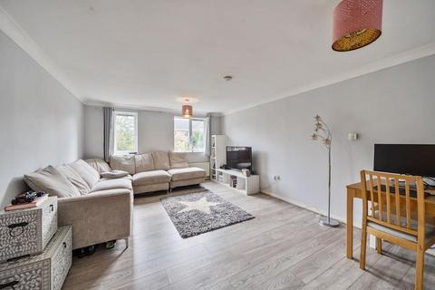 2 bedroom flat for sale, Thatcham,  Berkshire,  RG19