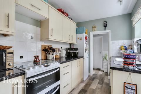136 Beaconsfield Road, Lowestoft, NR33 0RH