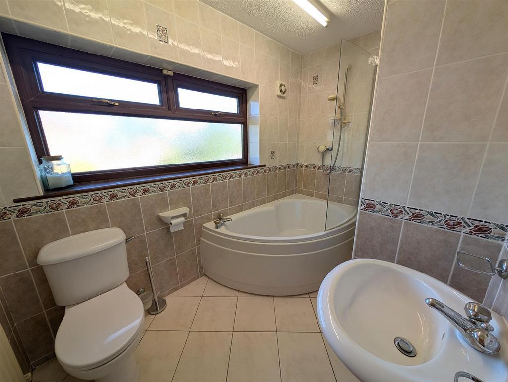 Bathroom/W,C
