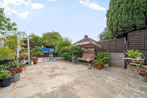 121 Heath Way, Erith, DA8 3LZ