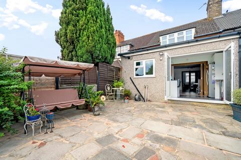 121 Heath Way, Erith, DA8 3LZ