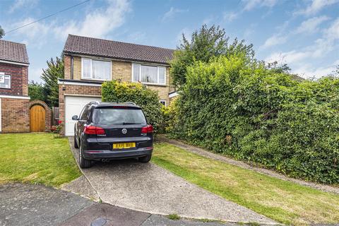 3 bedroom end of terrace house for sale, Strand Close, Meopham,