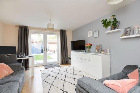 2 bedroom end of terrace house for sale, Sanderson Close, Kettering NN15