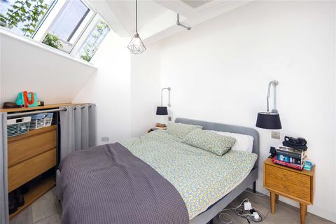 2 bedroom flat for sale, Flat 5, Temple Works, Brett Passage, Hackney, E8