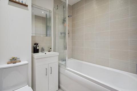 1 Crispin Place, Harwell, Didcot, OX11 0FX