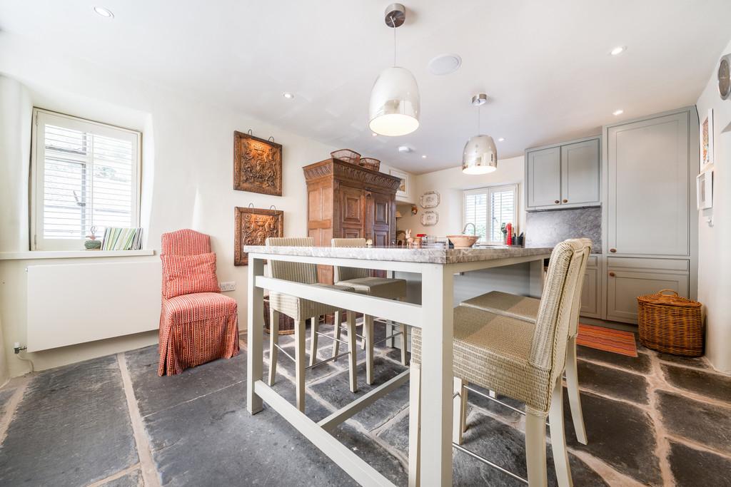Padmire Kitchen