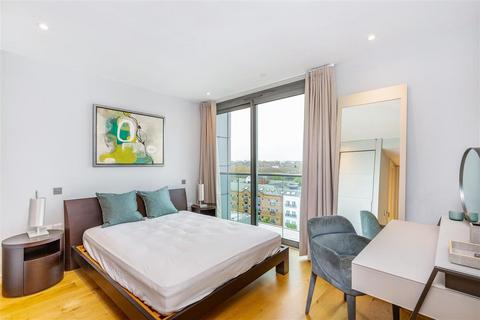 3 bedroom flat to rent, Riverside Quarter, SW18