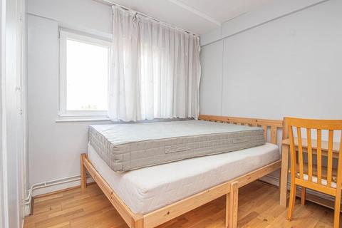 3 bedroom flat to rent, Percival Street, Clerkenwell, EC1