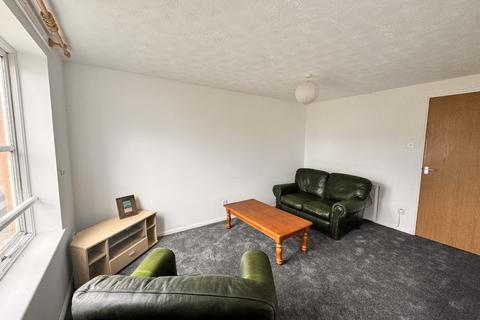 2 bedroom apartment for sale, Grange Road, LS10