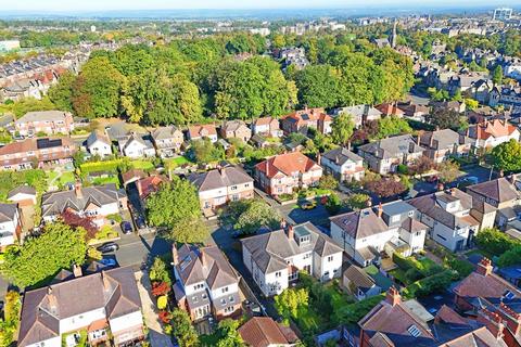 4 bedroom semi-detached house for sale, Westbourne Avenue, Harrogate