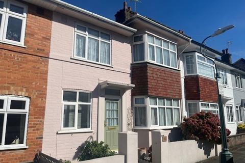 4 bedroom terraced house to rent, Colbourne Road, Hove