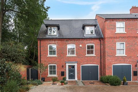 3 bedroom townhouse for sale, Norwich