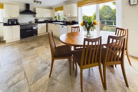 17 Oak Close, Ottery St Mary, EX11 1BB