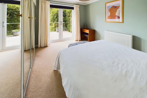 17 Oak Close, Ottery St Mary, EX11 1BB