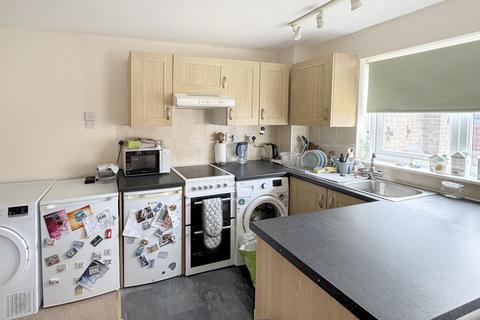 1 bedroom end of terrace house for sale, Phipps Close, Westbury