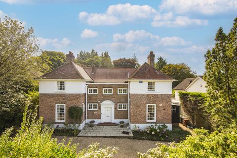 5 bedroom detached house for sale, Goldsmiths Avenue, Crowborough