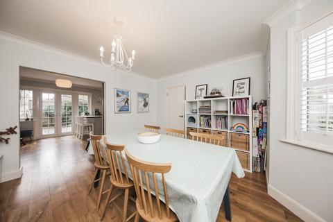 5 bedroom semi-detached house for sale, Newlands Way, Tunbridge Wells